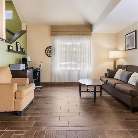 סו פולס Sleep Inn Airport מראה חיצוני תמונה