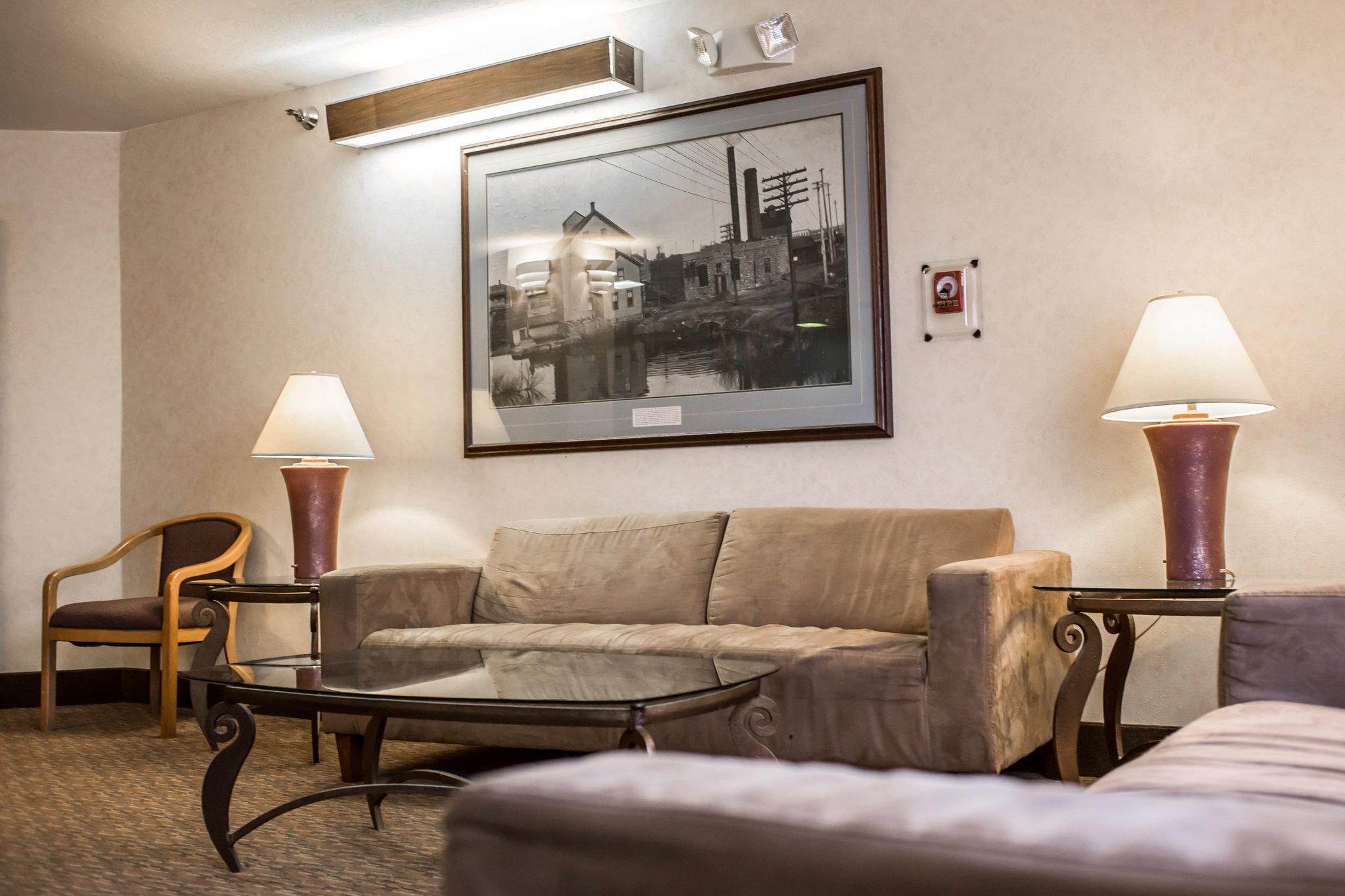 סו פולס Sleep Inn Airport מראה חיצוני תמונה
